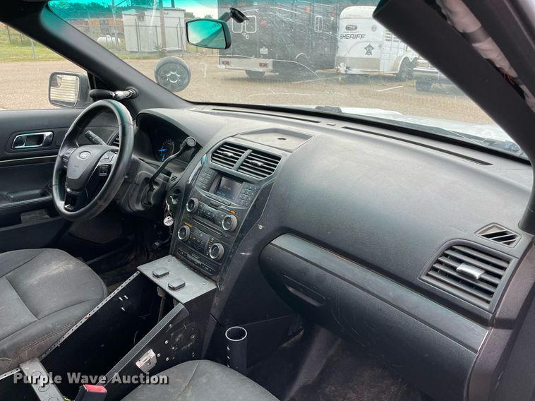 image for item NT9455 2017 Ford Explorer Police Interceptor  SUV