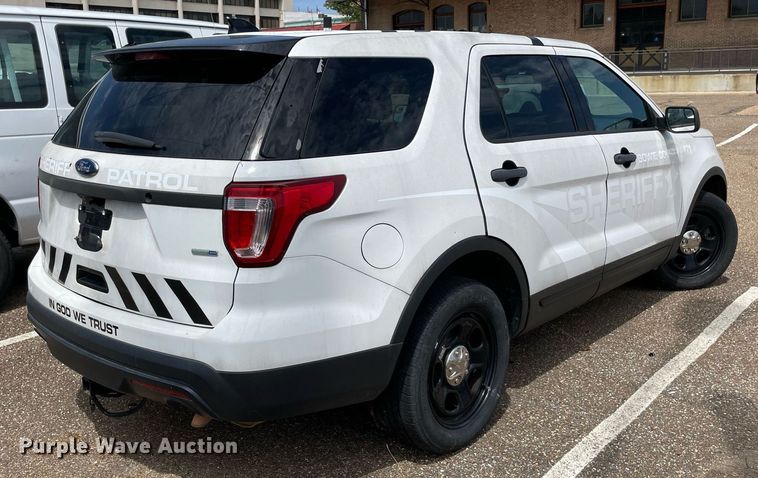 image for item NT9456 2017 Ford Explorer Police Interceptor  SUV