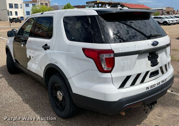 image for item NT9456 2017 Ford Explorer Police Interceptor  SUV