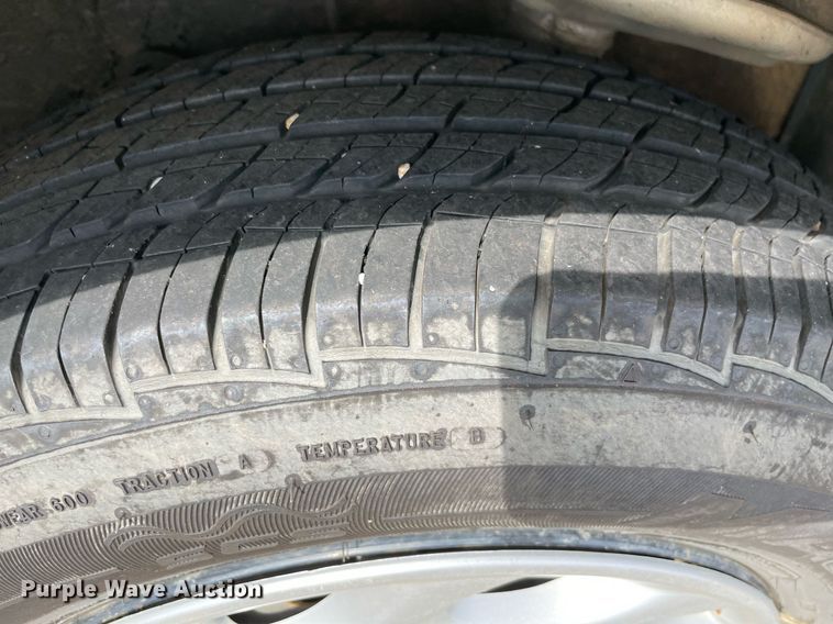 image for item NT9457 1997 Toyota Camry LE