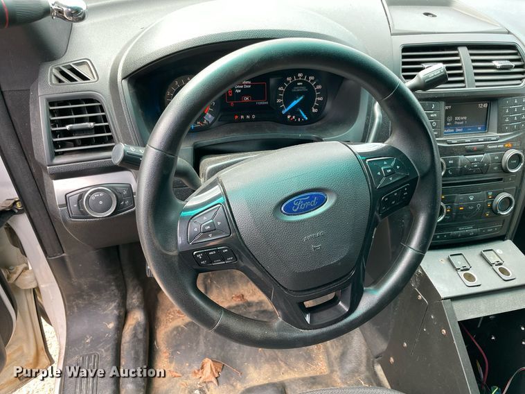 image for item NT9459 2017 Ford Explorer Police Interceptor  SUV