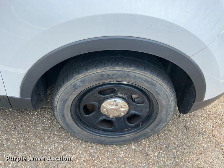 image for item NT9459 2017 Ford Explorer Police Interceptor  SUV