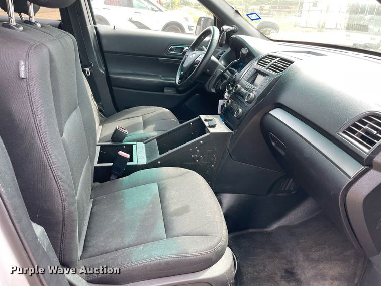 image for item NT9461 2017 Ford Explorer Police Interceptor  SUV