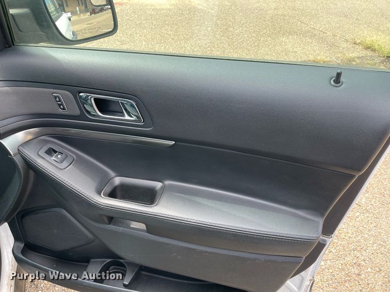 image for item NT9461 2017 Ford Explorer Police Interceptor  SUV