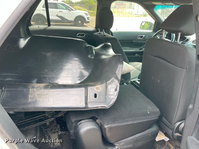 image for item NT9461 2017 Ford Explorer Police Interceptor  SUV