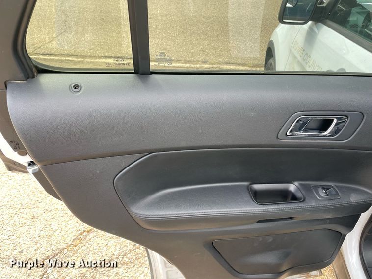 image for item NT9461 2017 Ford Explorer Police Interceptor  SUV