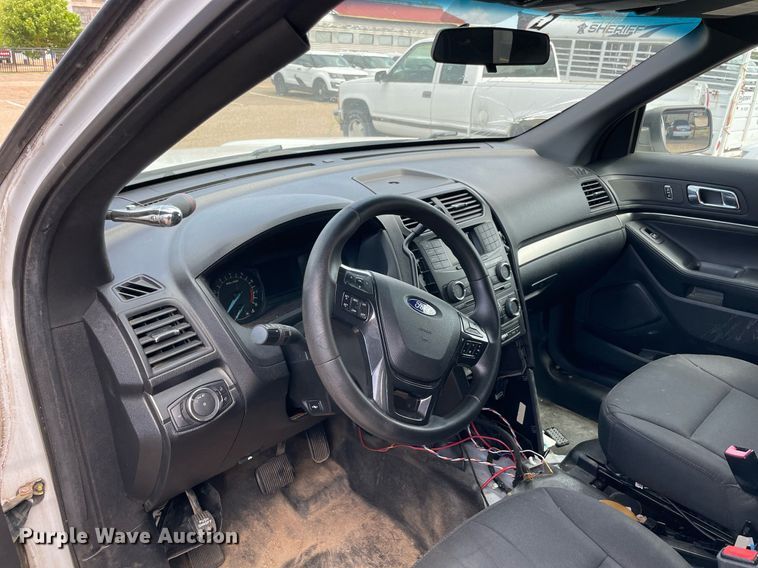 image for item NT9462 2017 Ford Explorer Police Interceptor  SUV