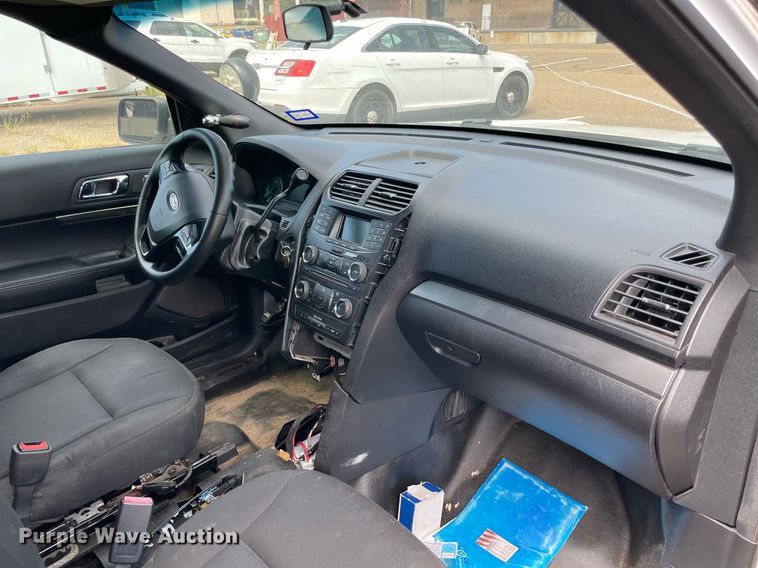 image for item NT9462 2017 Ford Explorer Police Interceptor  SUV