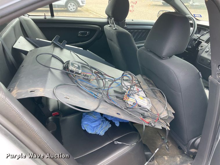 image for item NT9463 2014 Ford Taurus Police Interceptor