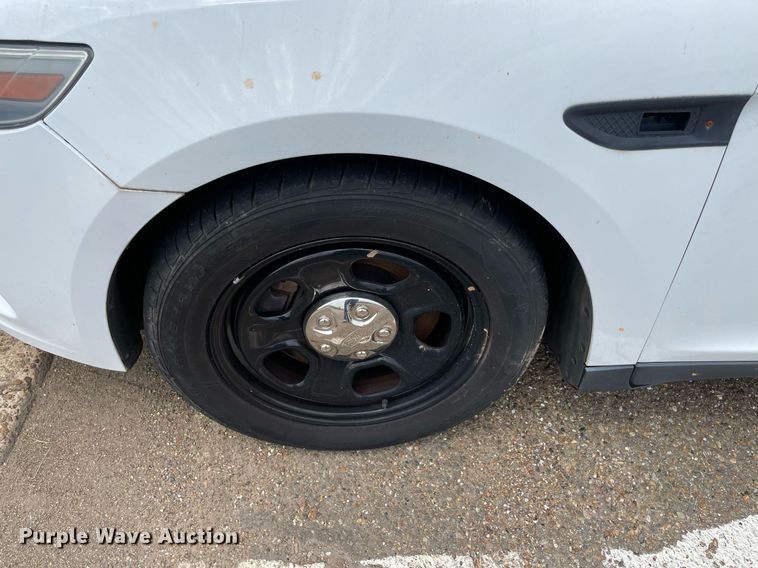 image for item NT9463 2014 Ford Taurus Police Interceptor