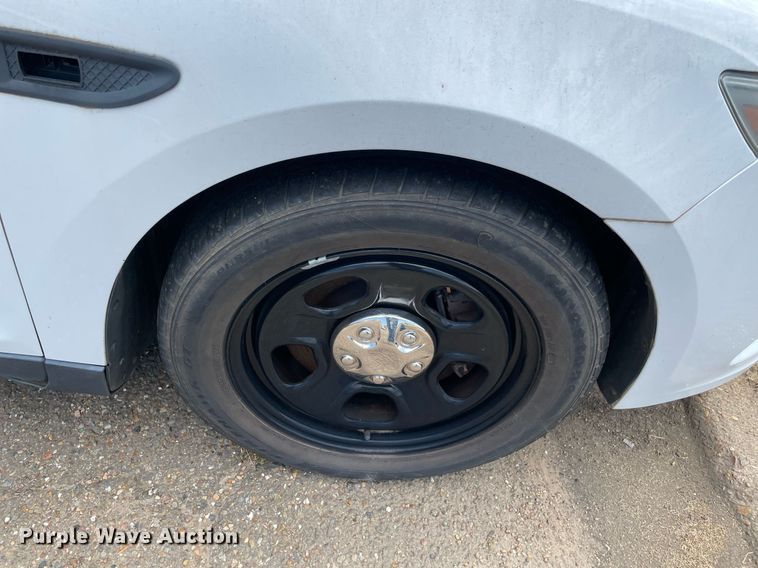 image for item NT9463 2014 Ford Taurus Police Interceptor