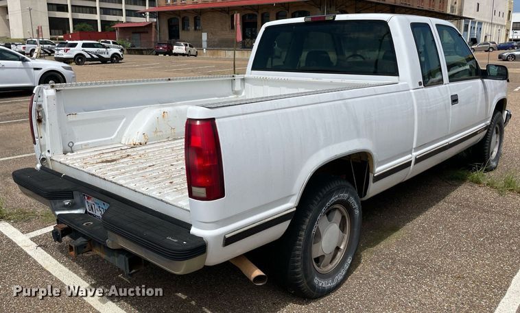 image for item NT9464 1998 Chevrolet 1500  Ext. Cab pickup truck