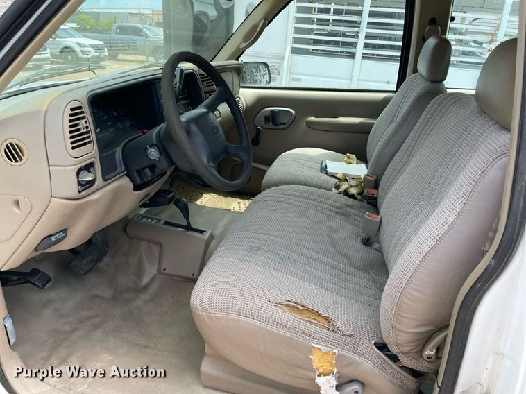 image for item NT9464 1998 Chevrolet 1500  Ext. Cab pickup truck