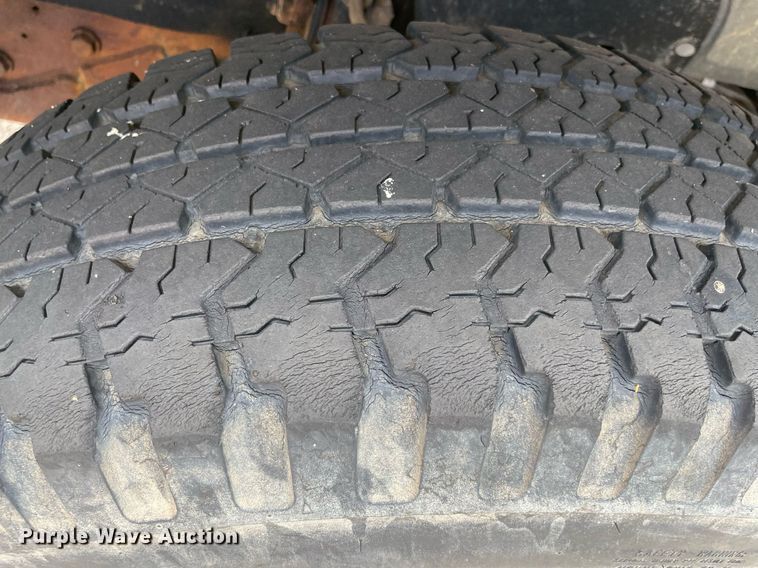 image for item NT9464 1998 Chevrolet 1500  Ext. Cab pickup truck