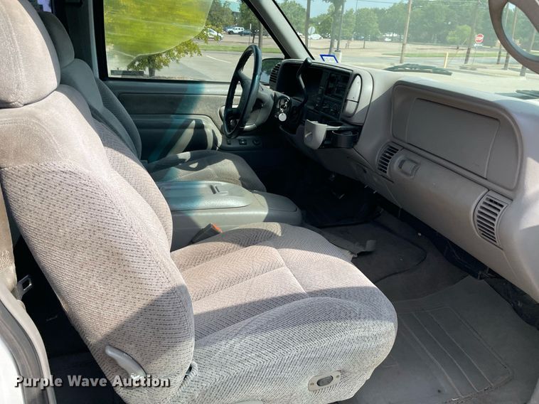 image for item NT9501 1997 Chevrolet C1500  Ext. Cab pickup truck