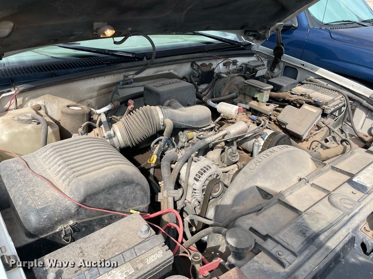 image for item NT9501 1997 Chevrolet C1500  Ext. Cab pickup truck