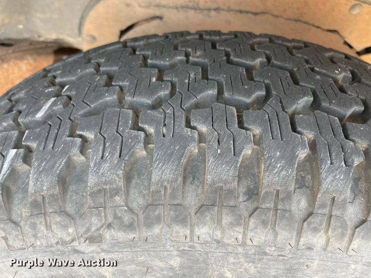 image for item NT9501 1997 Chevrolet C1500  Ext. Cab pickup truck