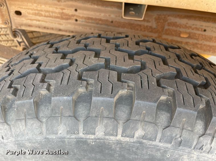 image for item NT9501 1997 Chevrolet C1500  Ext. Cab pickup truck