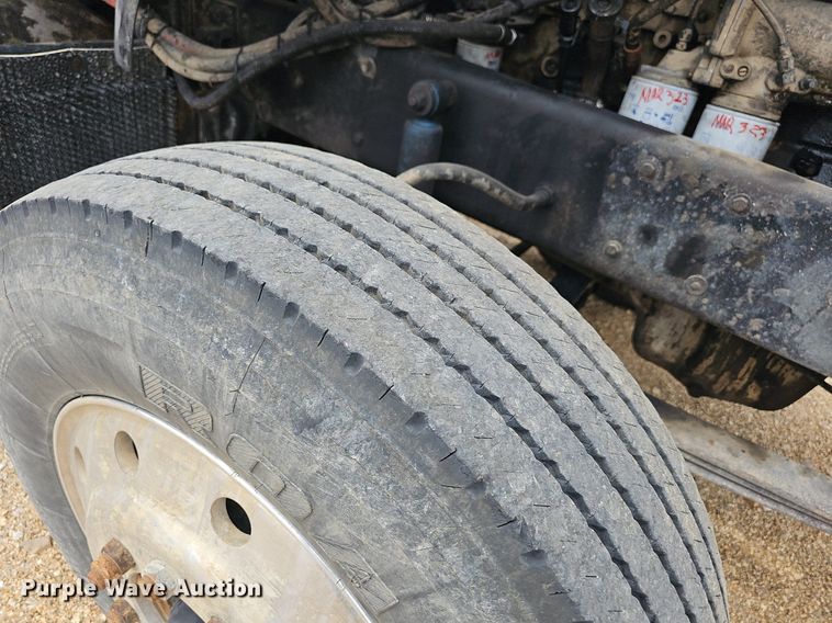 image for item NT9775 1987 Kenworth 800 dump truck