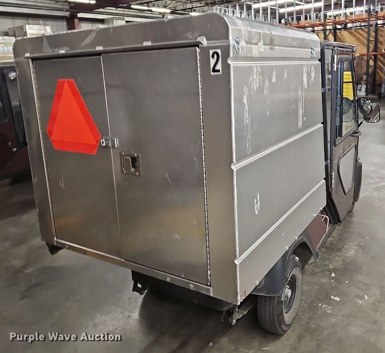 image for item NT9971 Cushman Club Car  golf cart