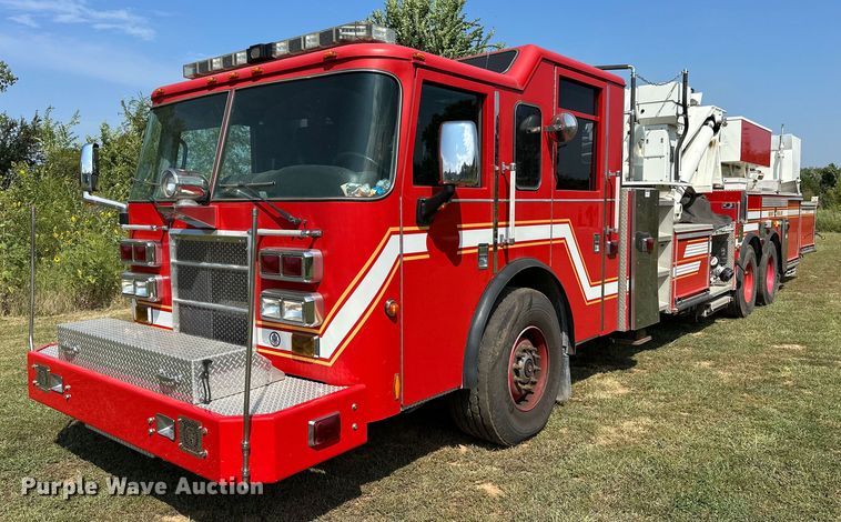 image for item OC9150 2004 Pierce Dash  Quint fire truck