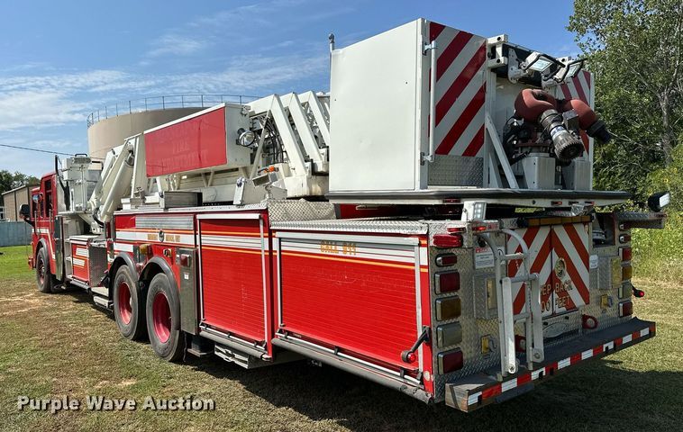 image for item OC9150 2004 Pierce Dash  Quint fire truck
