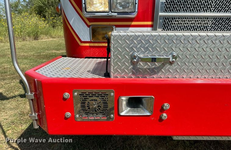 image for item OC9150 2004 Pierce Dash  Quint fire truck