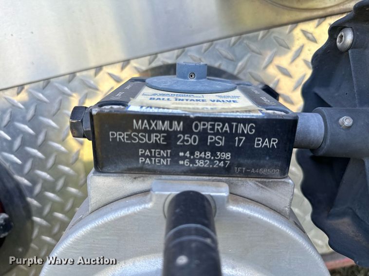 image for item OC9150 2004 Pierce Dash  Quint fire truck