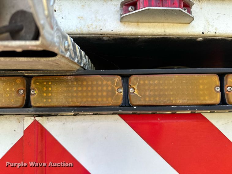 image for item OC9150 2004 Pierce Dash  Quint fire truck