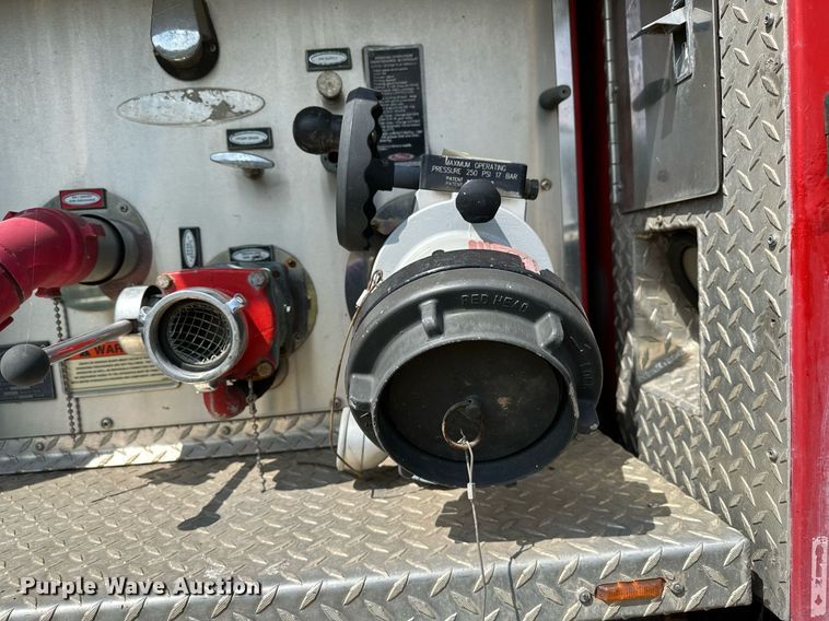 image for item OC9150 2004 Pierce Dash  Quint fire truck