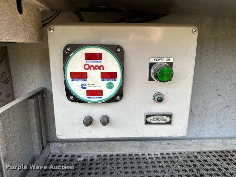 image for item OC9150 2004 Pierce Dash  Quint fire truck