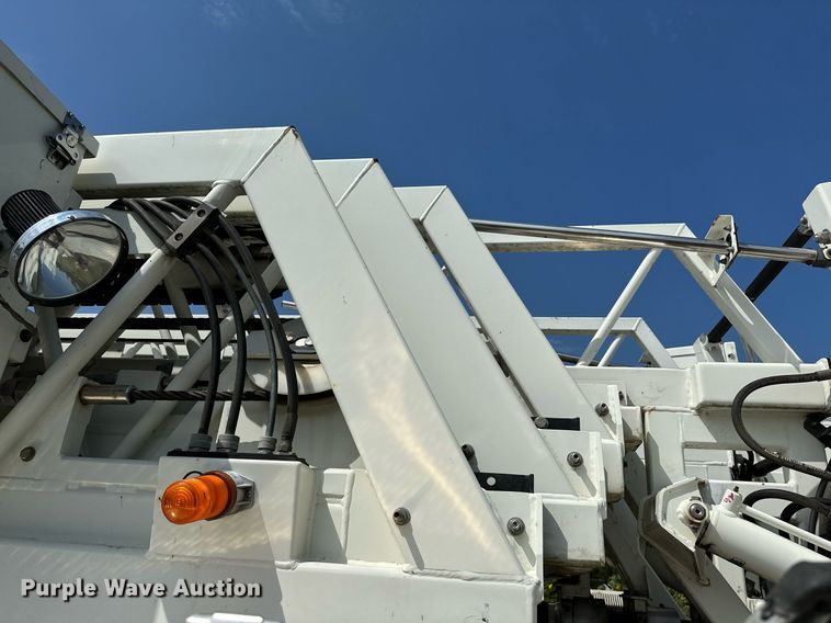 image for item OC9150 2004 Pierce Dash  Quint fire truck