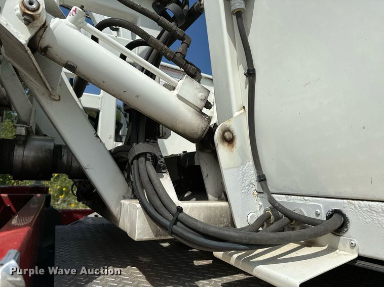 image for item OC9150 2004 Pierce Dash  Quint fire truck