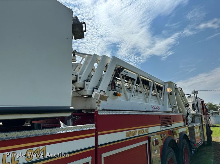 image for item OC9150 2004 Pierce Dash  Quint fire truck