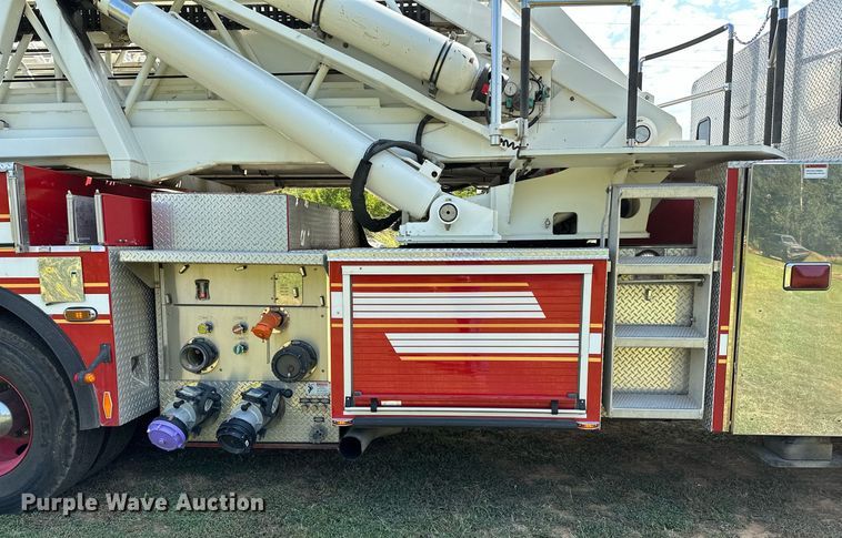 image for item OC9150 2004 Pierce Dash  Quint fire truck