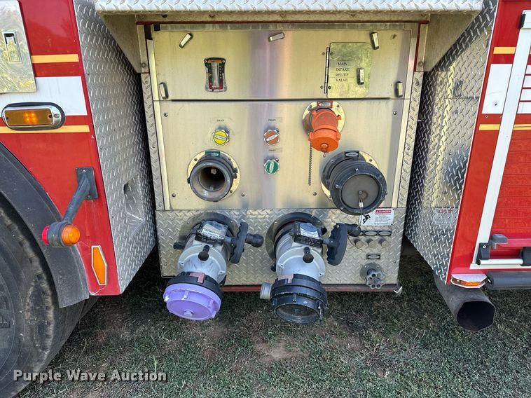 image for item OC9150 2004 Pierce Dash  Quint fire truck