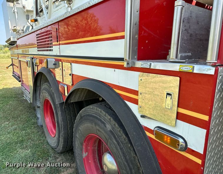 image for item OC9150 2004 Pierce Dash  Quint fire truck