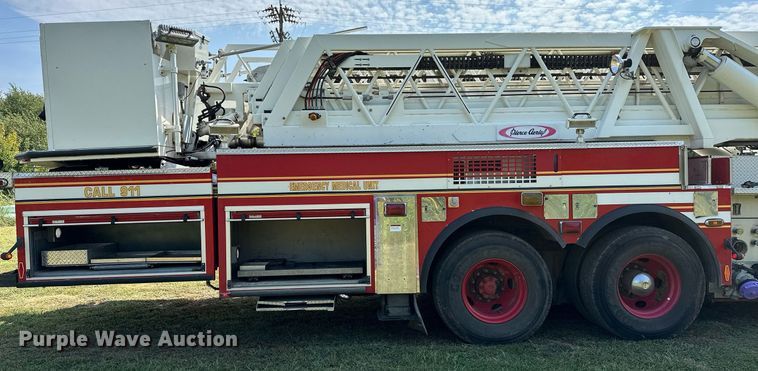 image for item OC9150 2004 Pierce Dash  Quint fire truck