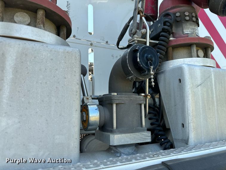 image for item OC9150 2004 Pierce Dash  Quint fire truck