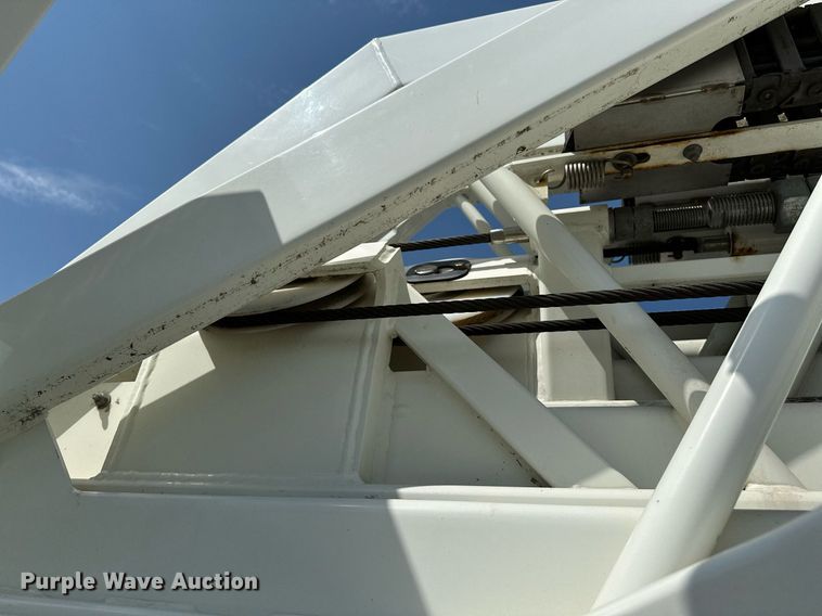 image for item OC9150 2004 Pierce Dash  Quint fire truck