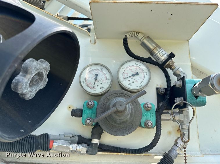 image for item OC9150 2004 Pierce Dash  Quint fire truck