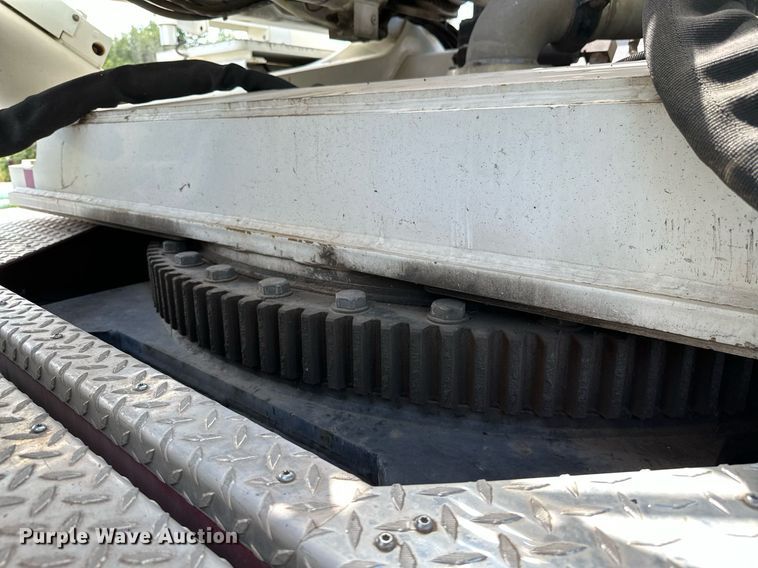 image for item OC9150 2004 Pierce Dash  Quint fire truck