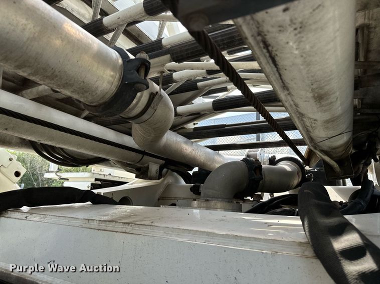 image for item OC9150 2004 Pierce Dash  Quint fire truck