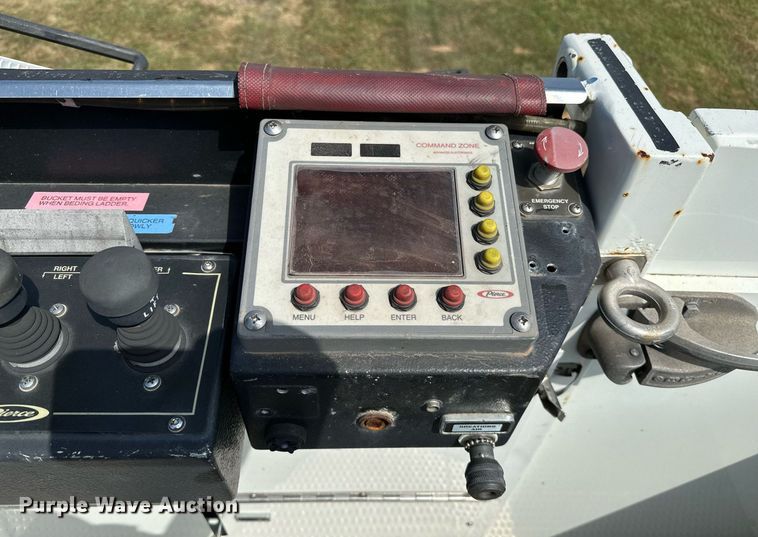 image for item OC9150 2004 Pierce Dash  Quint fire truck