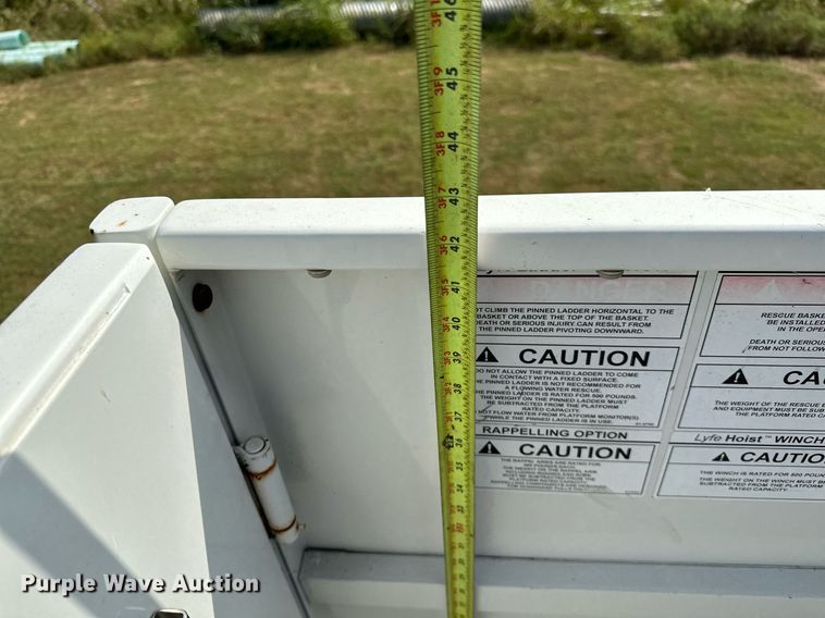 image for item OC9150 2004 Pierce Dash  Quint fire truck