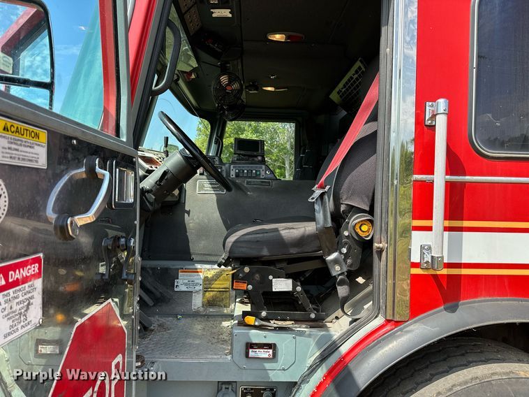 image for item OC9150 2004 Pierce Dash  Quint fire truck