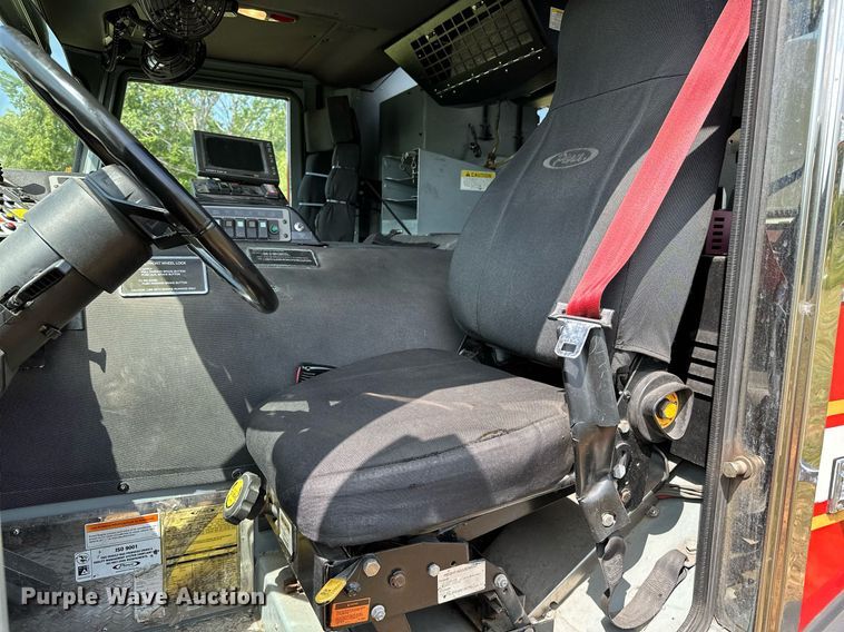 image for item OC9150 2004 Pierce Dash  Quint fire truck