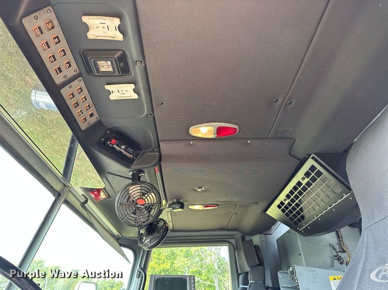 image for item OC9150 2004 Pierce Dash  Quint fire truck