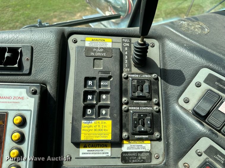 image for item OC9150 2004 Pierce Dash  Quint fire truck