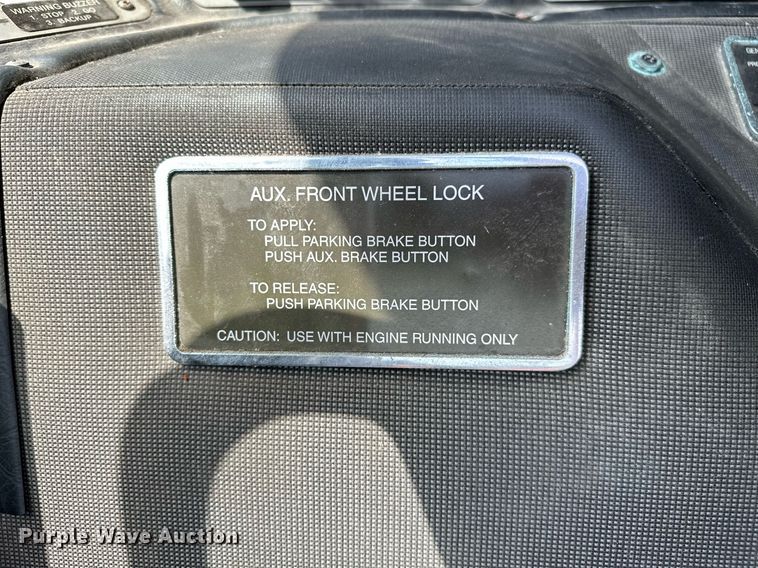 image for item OC9150 2004 Pierce Dash  Quint fire truck